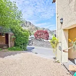 Bridge Cottages, Old Post And Bridge Suite, Sleeps 8 * Coniston