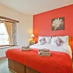 Bridge Cottages, Old Post And Bridge Suite, Sleeps 8 Ferienhaus *
